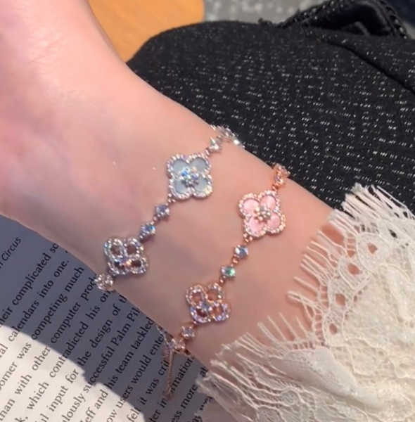 💎💎Four Leaf Lucky Bracelet - The Eternal Poetry of Engraving Time